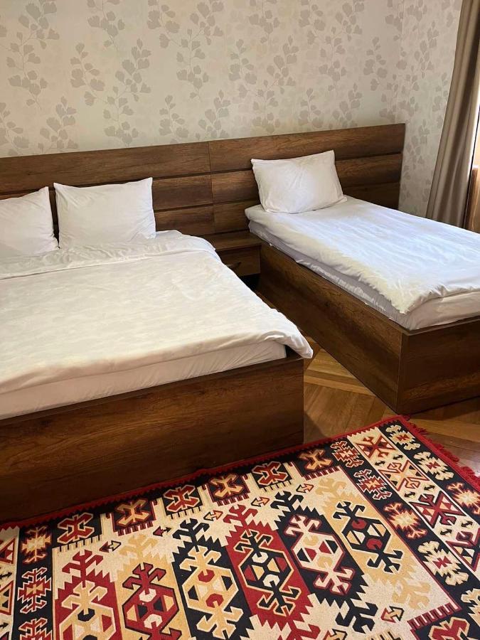 Story Guesthouse Kasbegi Buitenkant foto